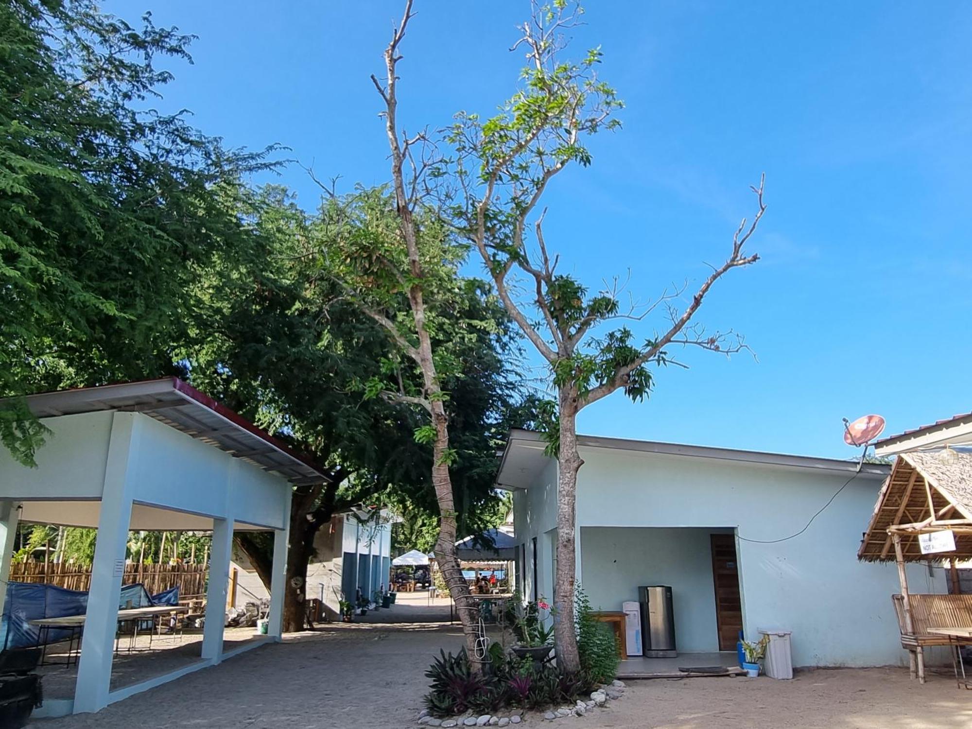 Yemaya De Laiya Powered By Cocotel Batangas ภายนอก รูปภาพ